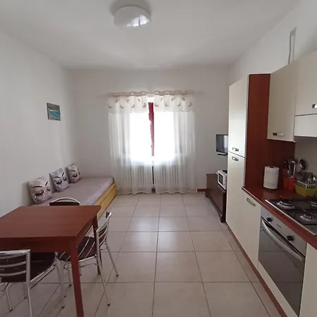Bilocale Elvia Apartmán *
